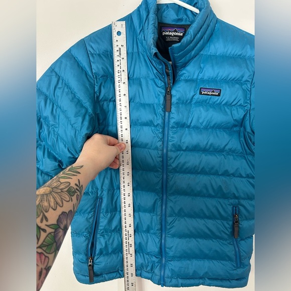 Patagonia Blue Puffer Jacket (Boys’ Size L/12) - Picture 2 of 10
